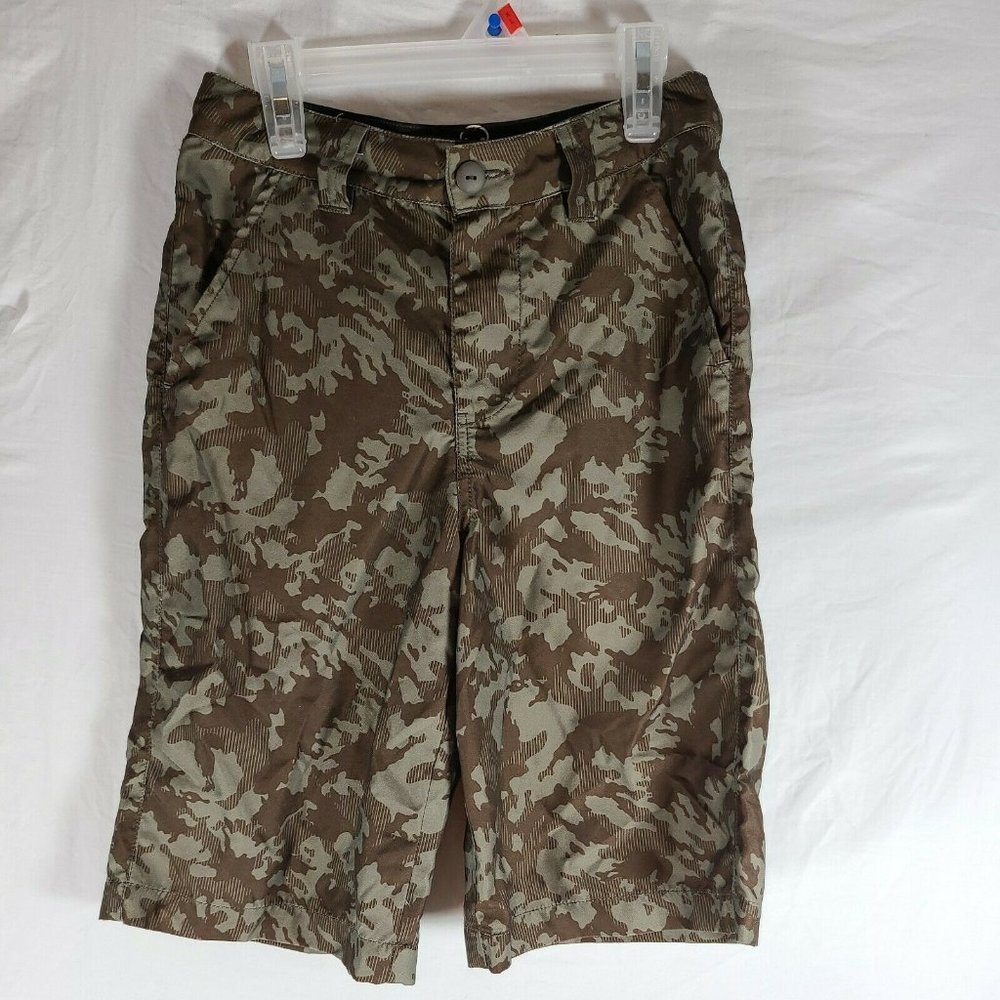 Skull Boards Co. Boys Camouflage Shorts Size 12